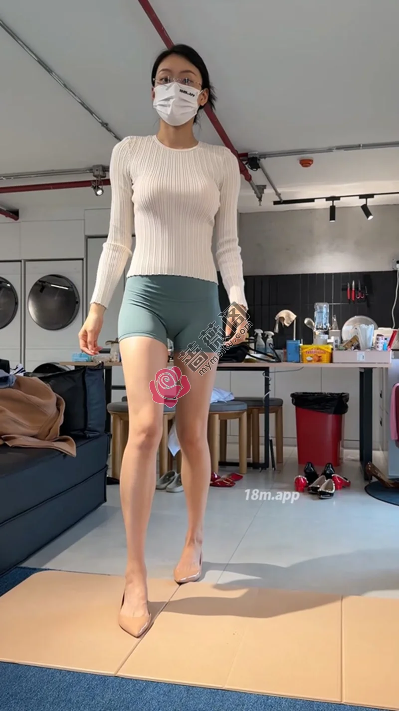 [ROSI写真] 小视频系列 NO.512 [1V-254MB]-蔷薇阁