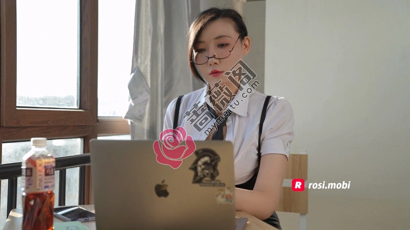 [ROSI写真] 小视频系列 NO.571 [1V-148MB]-蔷薇阁