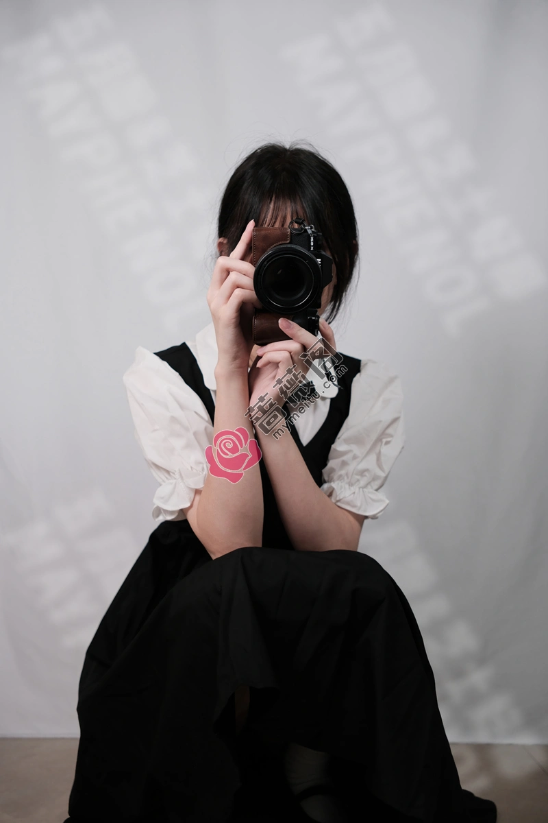 芝士好椰 NO.083 - 试一下两件裙子 [6P-47MB]-蔷薇阁